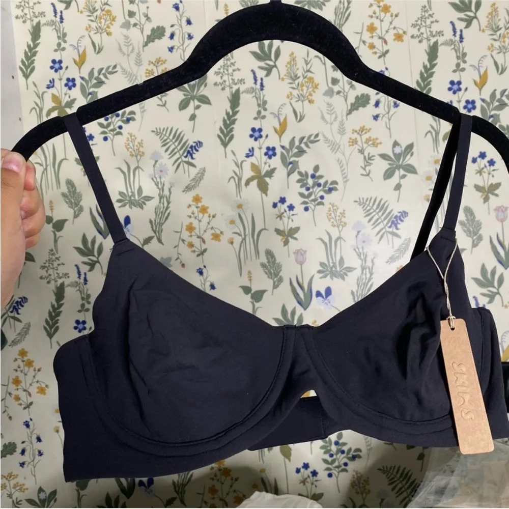 SKIMS Fits Everybody Unlined Demi‎ Bra 34DDD BR-UWR-2293 - Picture 5 of 8